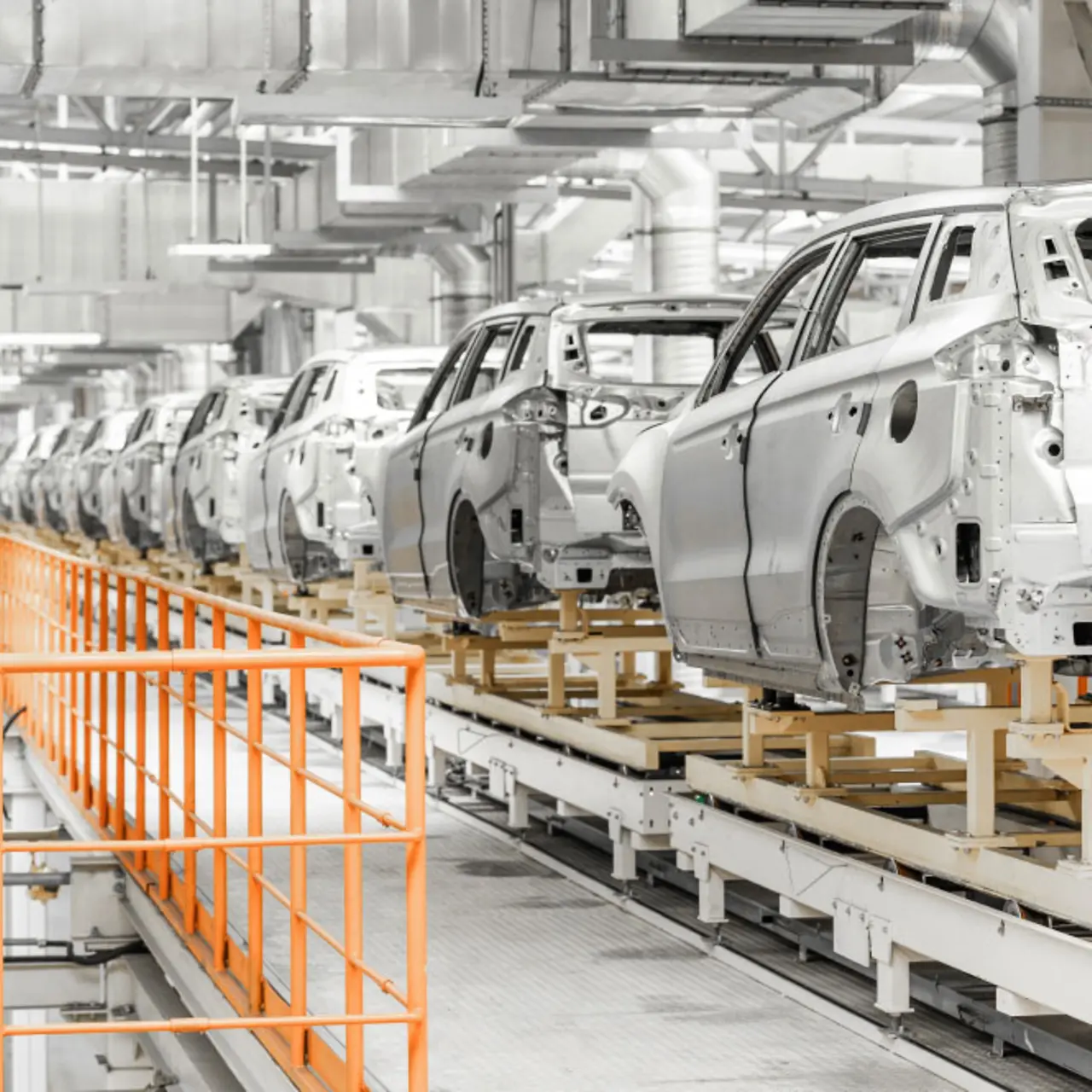 Linha de produção com chassís