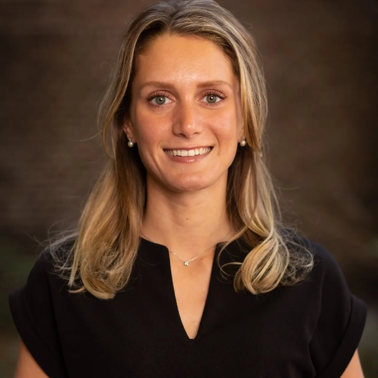 Picture of Author Dianne Van Der Starre