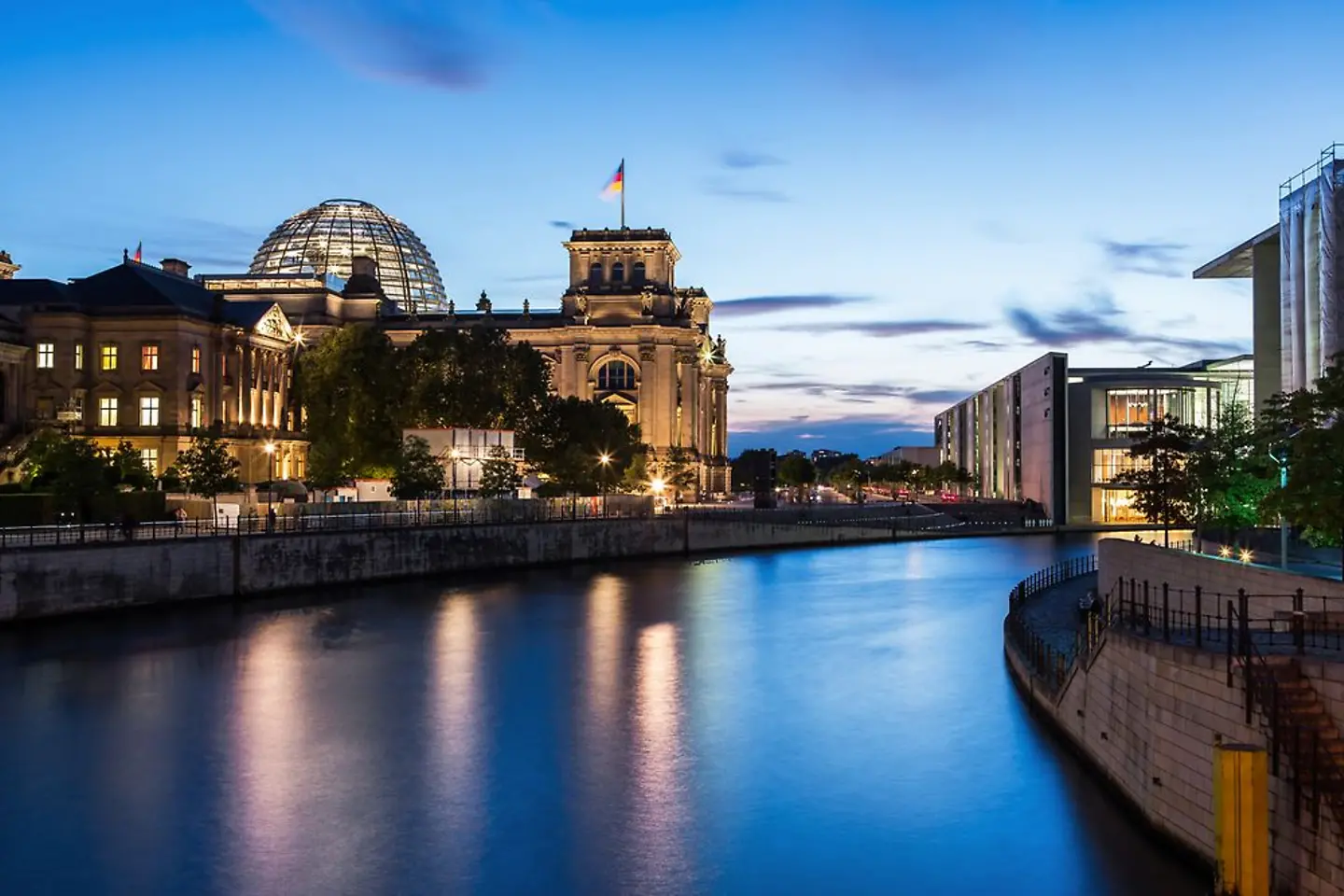 Berlin Reichstag government building